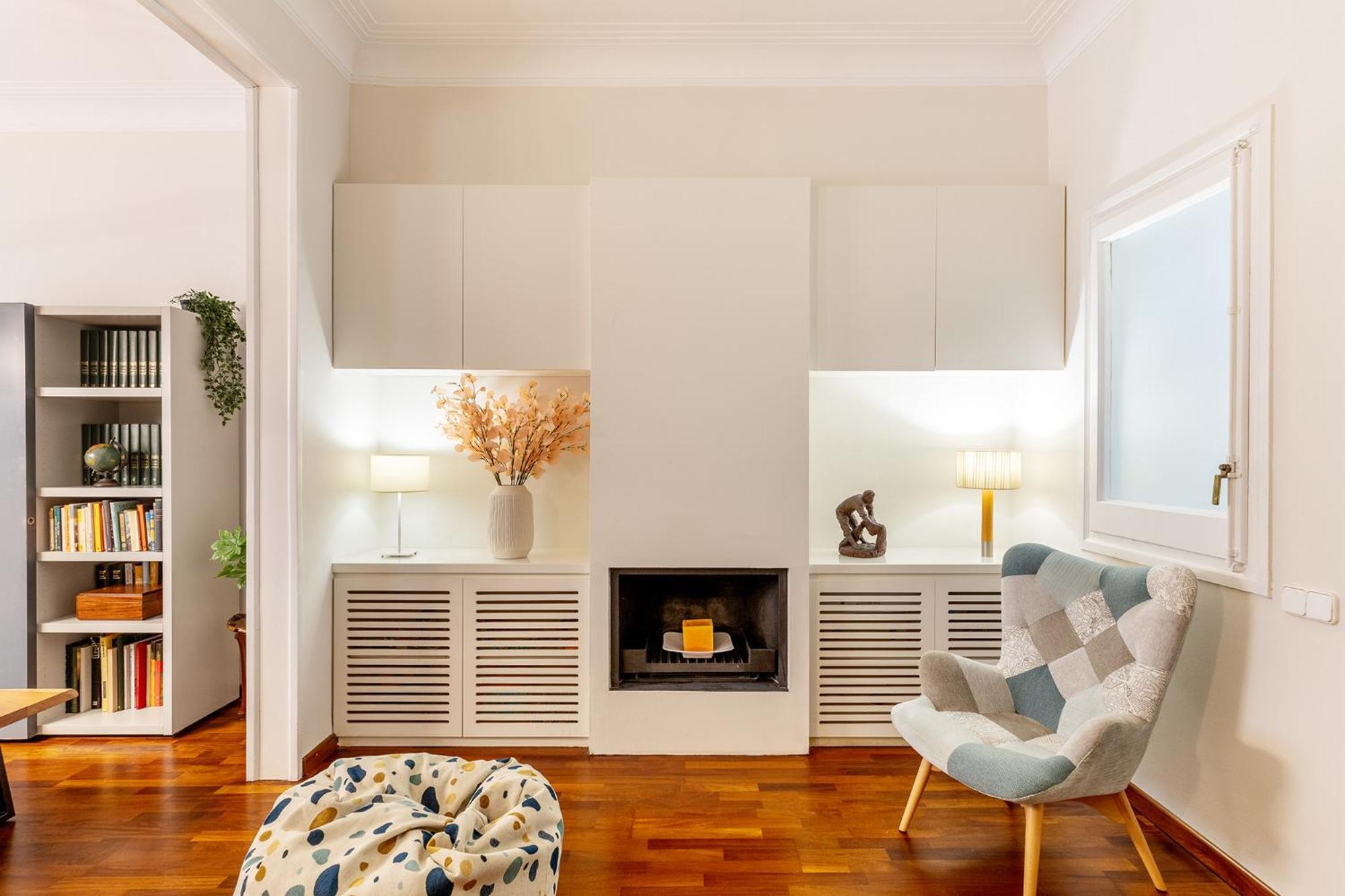 Large & Beautiful Apartment 4Min From Passeig De Gracia バルセロナ エクステリア 写真