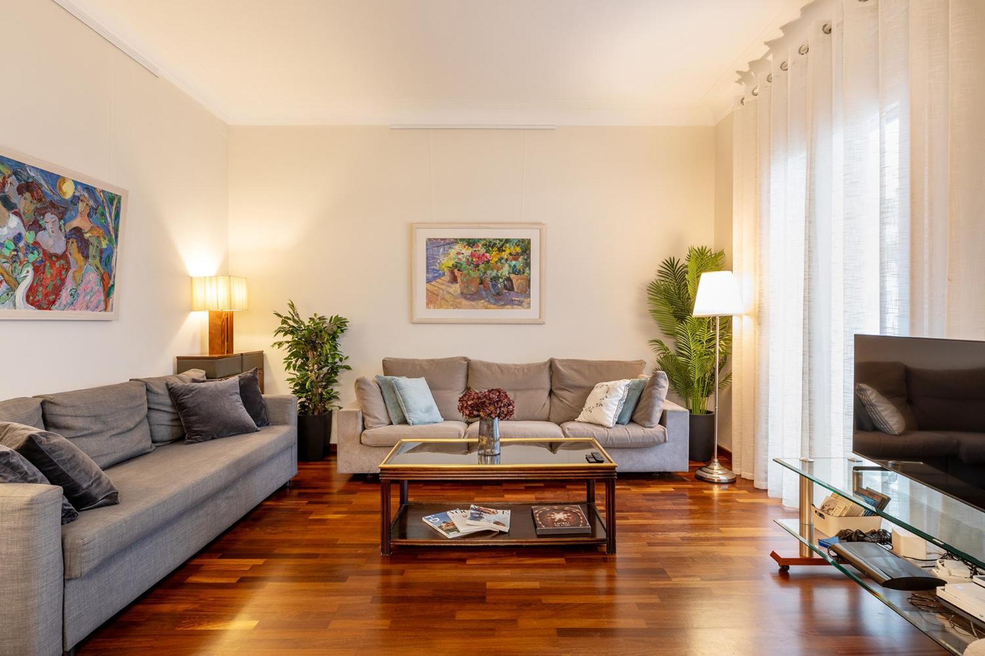 Large & Beautiful Apartment 4Min From Passeig De Gracia バルセロナ エクステリア 写真